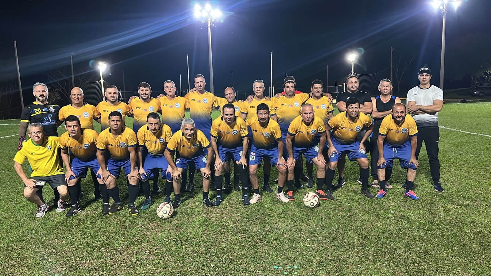 Bombeiros vencem Polícia Penal por 4 a 1 na estreia do 1º Campeonato Society de Forças de Segurança em Andradina 