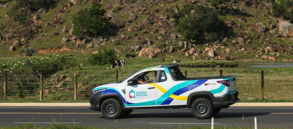 GOVERNO DE ANDRADINA GANHA VEÍCULO PARA TRANSPORTE DE DONATIVOS EM ÁREAS VULNERÁVEIS 