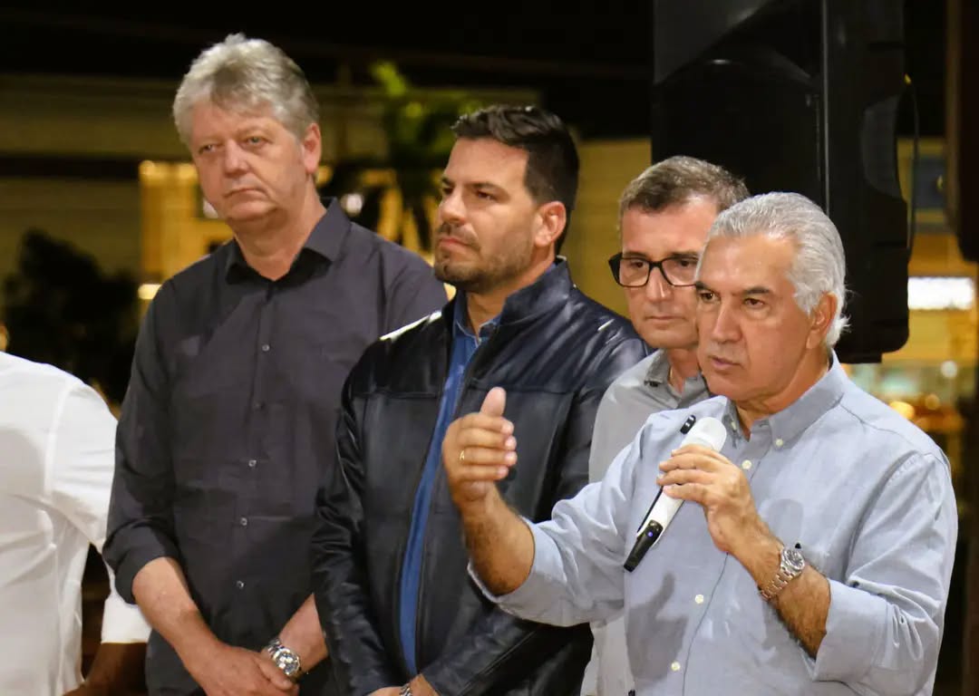 Em Três Lagoas, Reinaldo defende retomada da ferrovia e duplicação da BR-262