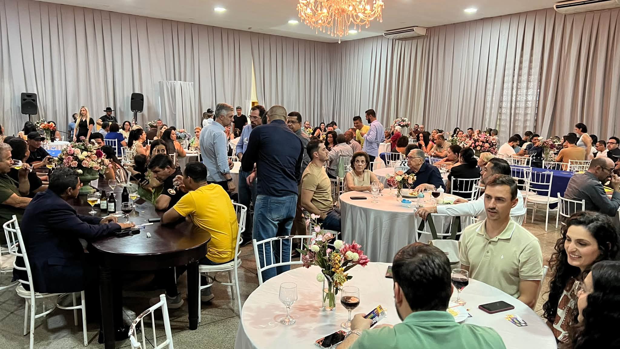 Encontro em Andradina reúne lideranças e profissionais para discutir o futuro da engenharia na região