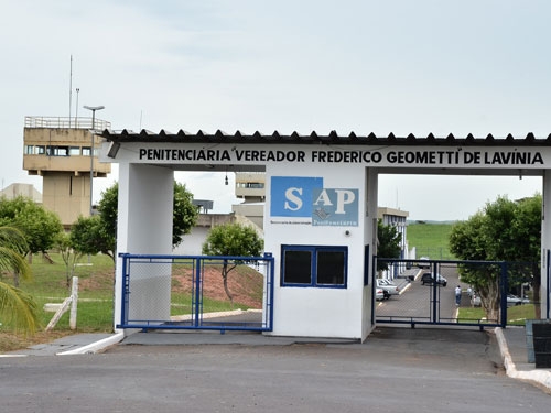 Batalhão da PM de Andradina realizou solenidade de valorização profissional na Praça Céu das Artes