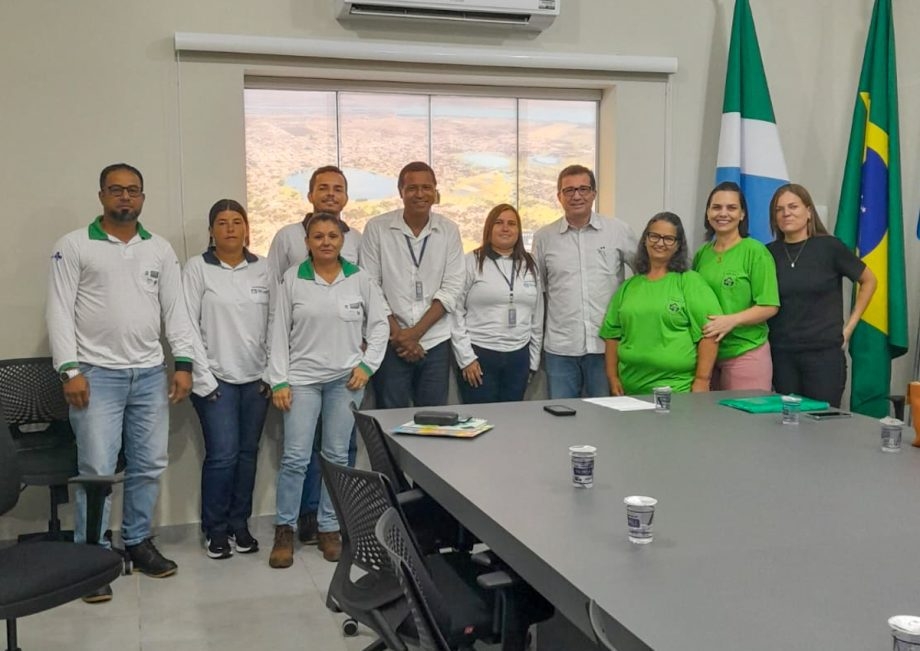 Prefeito de Três Lagoas se reúne com representantes de Agentes Comunitários de Saúde e Endemias