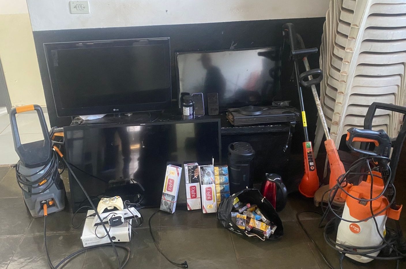 Polícia Militar em Três Lagoas apreende drogas e bens furtados