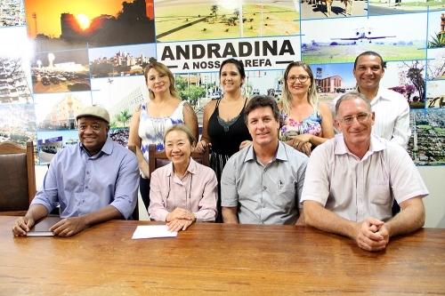 Em Araçatuba PM aborda dupla que empinava moto e sofre traumatismo craniano ao ser agredida com capacete