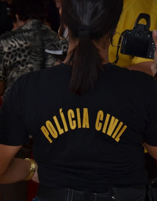 Homem descumpre medidas protetivas, xinga mãe, agride filho e acaba preso pela Polícia Civil em Três Lagoas
