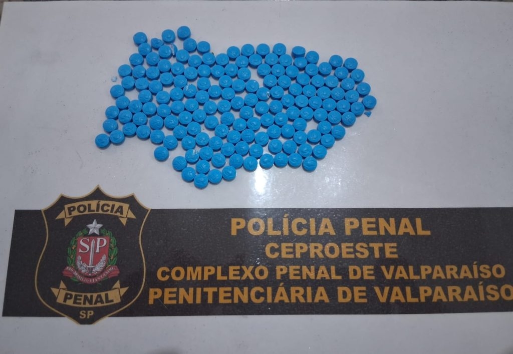 Policiais Penais apreendem comprimidos com visitante de detento na Penitenciária de Valparaíso