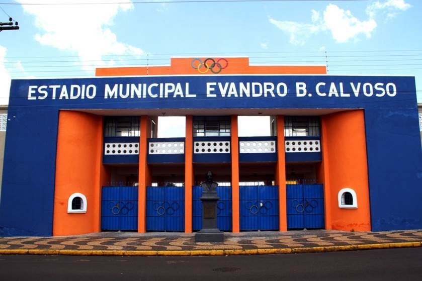 Bombeiro de Andradina realiza atividade educativa em entidade filantrópica
