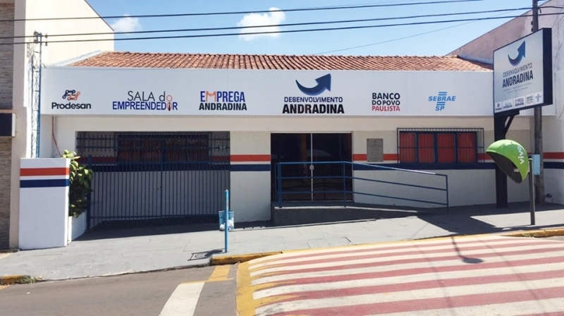 PAT de Andradina tem vaga de motorista de ônibus, repositor de mercadorias e outras funções