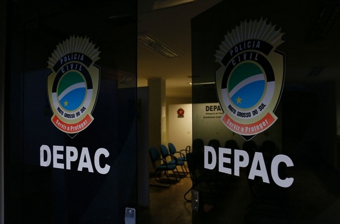 Polícia Civil investiga ladrões furtam 50 estacas de cerca e cavadeira de fazenda em Três Lagoas