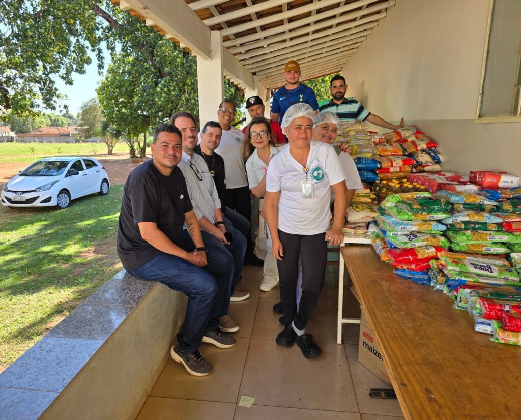 Prefeitura de Pereira Barreto entrega meia tonelada de alimentos à Santa Casa do município