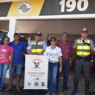 EM ANDRADINA AÇÃO CONJUNTA ENTRE POLÍCIA MILITAR, VIZINHANÇA SOLIDÁRIA E SOCIEDADE CIVIL FORNECE MARMITAS A CAMINHONEIROS NO INTERIOR DO ESTADO