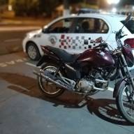 POLÍCIA MILITAR DE PEREIRA BARRETO PRENDE HOMEM E RECUPERA MOTOCICLETA FURTADA