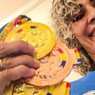 Atleta de Três Lagoas conquista o título de campeã mundial de luta de braço na Romênia