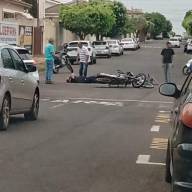 Acidente de trânsito na esquina da rua Paes leme com rua Humberto de Campos em Andradina