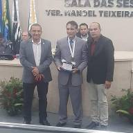 Agente Policial da Polícia Civil recebe medalha Tiradentes pela Câmara de Andradina