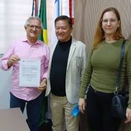 Nova diretora do TCE/SP em Andradina é apresentada na Câmara e convida vereadores para evento do Tribunal