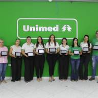 Unimed Regional de Três Lagoas homenageia colaboradores com mais tempo de casa