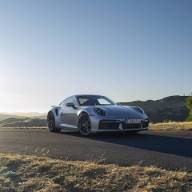 Polícia Militar de Araçatuba prende motorista com Porshe sem placas na Vila Toscana