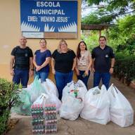 Polícia Penal promove ação solidária e leva alegria às crianças em Lins