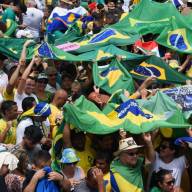 Direita convoca ato em apoio à campanha de Flávio Bolsonaro em Três Lagoas